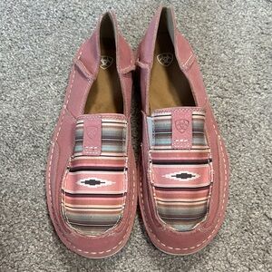 Women’s Ariat Cruiser Azalea suede Baby Pink Sherpa